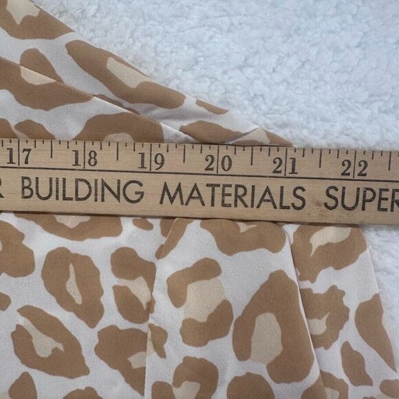 Torrid Shirt Womens 3XL Tunic Pullover Animal Print Blouse Long Sleeve Roll Tab - Picture 7 of 9